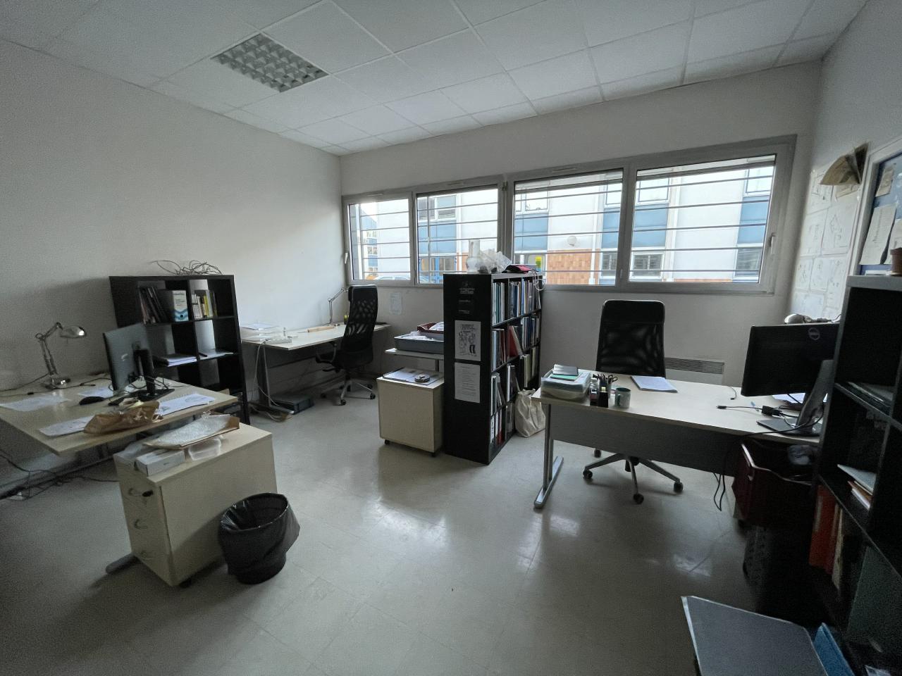 Local d'activité Saint-Avertin 740m² Location local d'activité Saint-Avertin Indre-et-Loire OLACT2200842 1